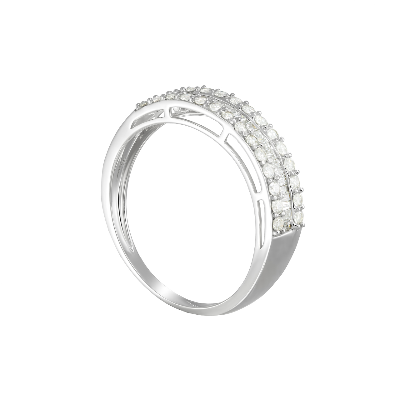 Кольцо из золота 750 с бриллиантами 0.70ct