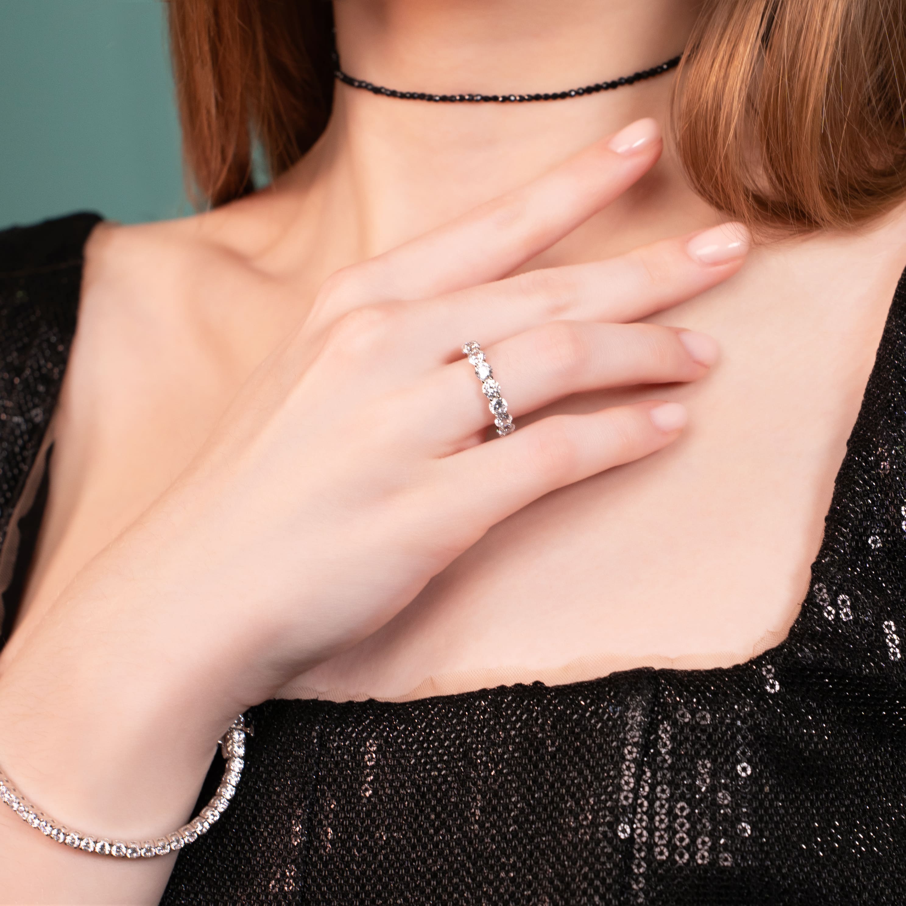 Серебряное кольцо-дорожка с фианитами d0.4