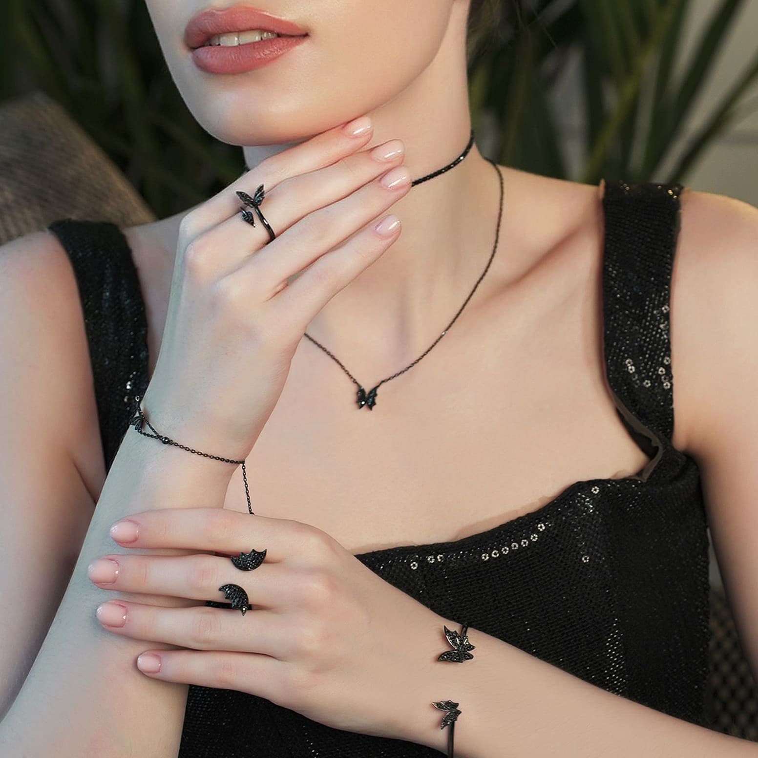 Серебряное кольцо с фианитами